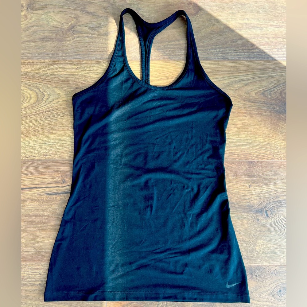 NIKE | Women’s Dri Fit Racerback Tank in Black